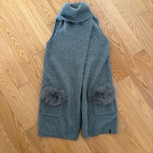 RUDSAK Gray Sleeveless long Sweater with Fur Pockets